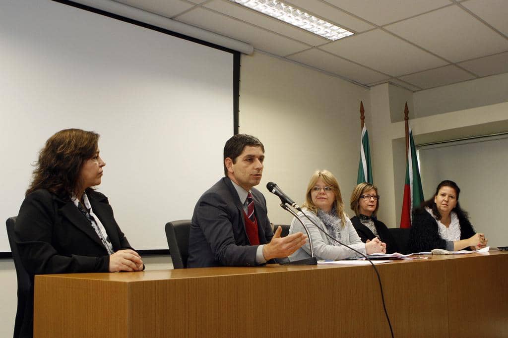 Seminário debateu diferentes formas de violência contra o idoso