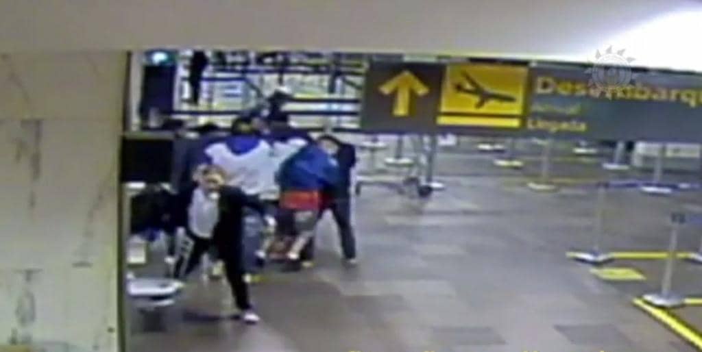 Imagem das câmeras de vigilância do embarque do Terminal 2
