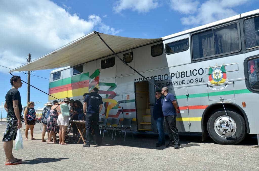 Programação da instituição na praia encerra sexta-feira