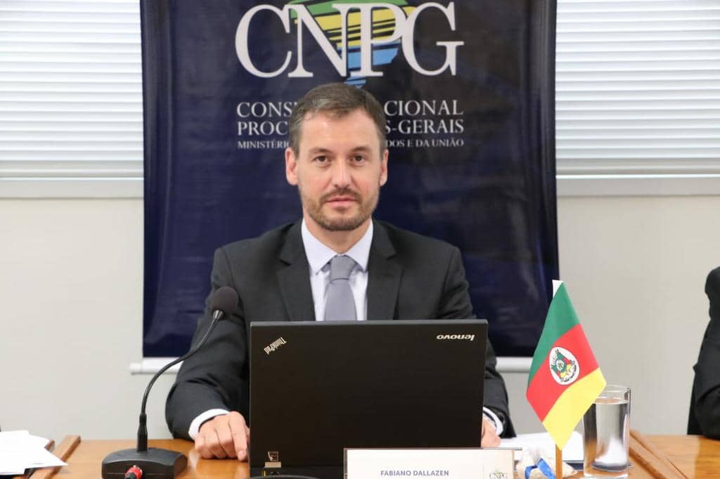 A escolha foi feita por aclamação na manhã desta quarta-feira