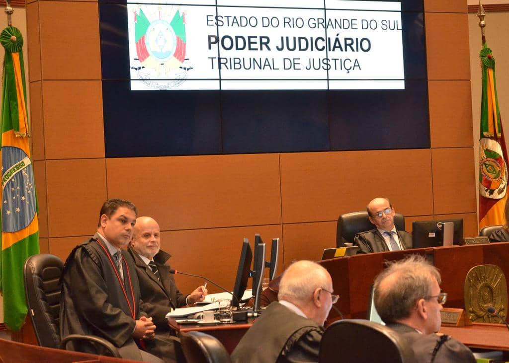 Sessão foi realizada no Plenário Ministro Pedro Soares Munõz