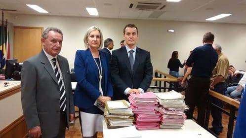 Vercilei Serena, Tânia Bitencourt e Dallazen durante a sessão