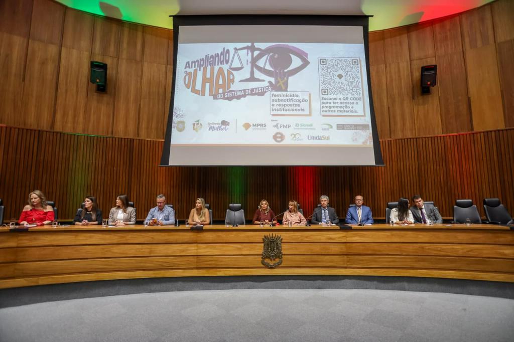 Palestra de Lili de Grammont e apresentação do Projeto Pedros e Marias marcam abertura de evento sobre feminicídios no MPRS