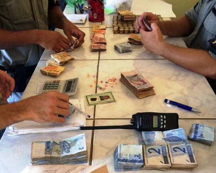 R$ 13,2 mil foram apreendidos na Restinga