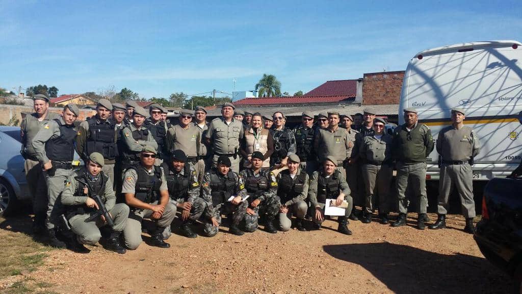 PMs da região atuaram no cumprimento dos mandados