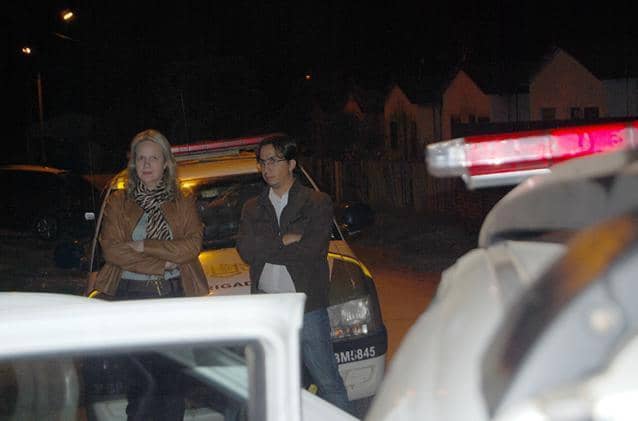 Promotores Ivana Battaglin e Fernando Andrade participaram da ação