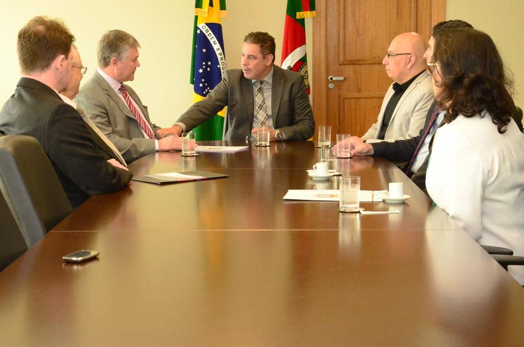 Ato foi realizado na sala de reuniões do PGJ