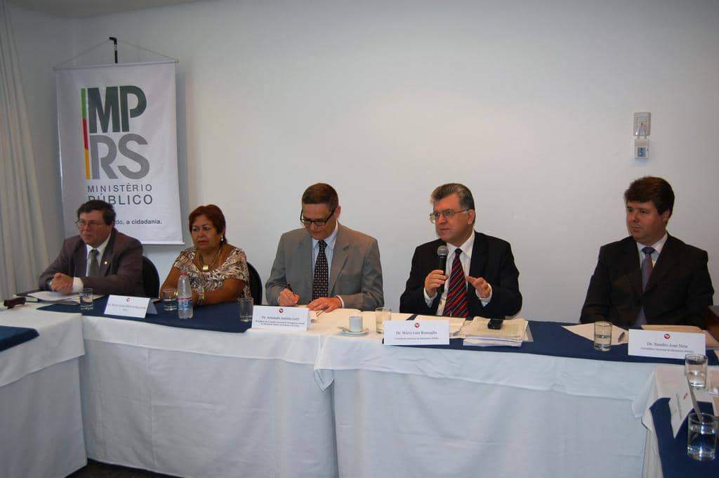 Reunião ocorreu em hotel de Porto Alegre