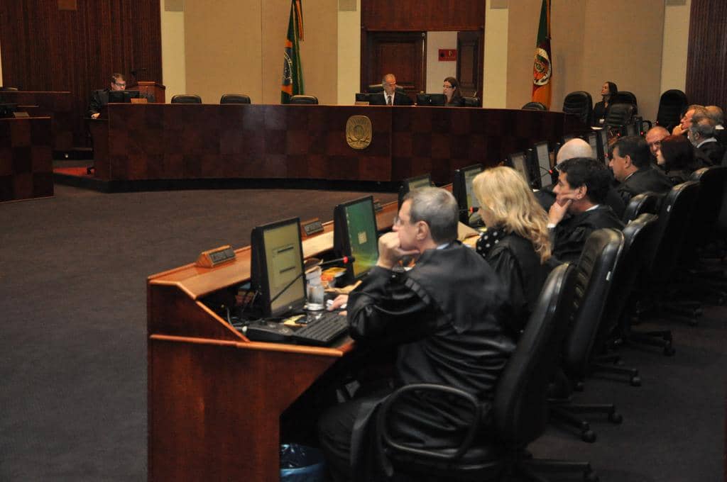 Panorama da sessão em que o Órgão Especial do TJ ...