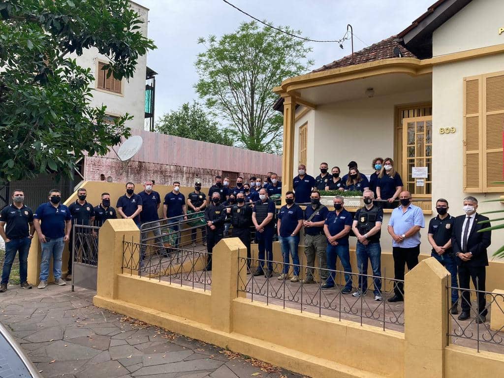 Operação foi deflagrada na manhã desta quinta-feira
