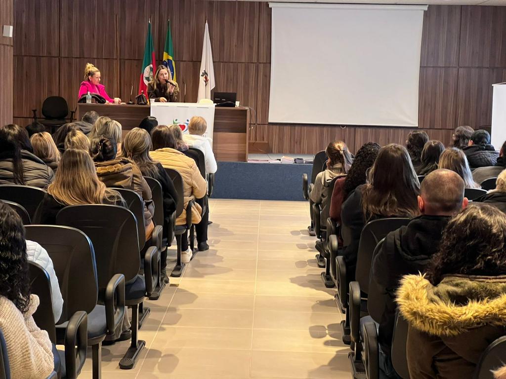 MPRS participa de Encontro Estadual dos Direitos da Pessoa Idosa