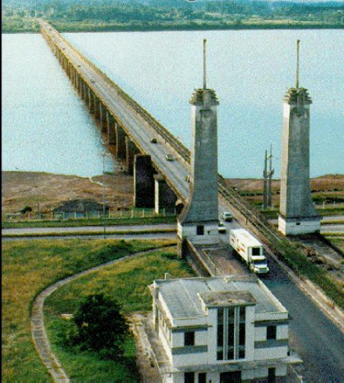 Ponte Internacional entre Uruguaiana e Libres