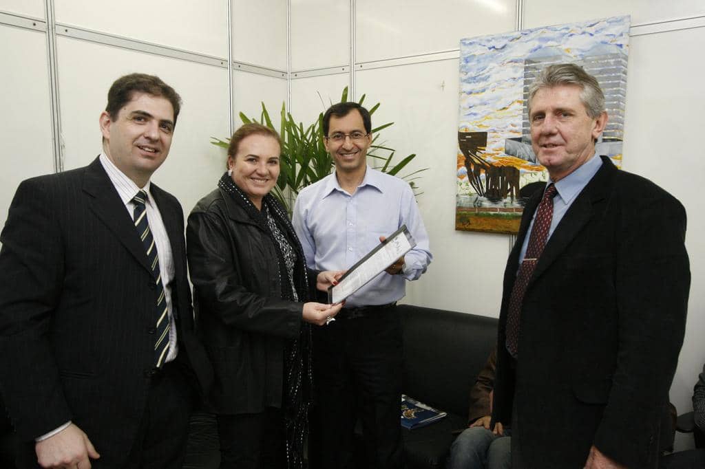 Araújo e Simone com a comitiva