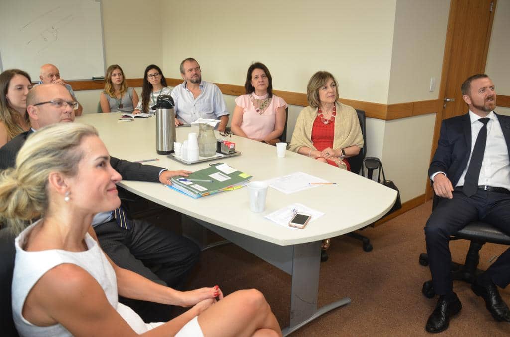 Promotores e autoridades participaram da reunião