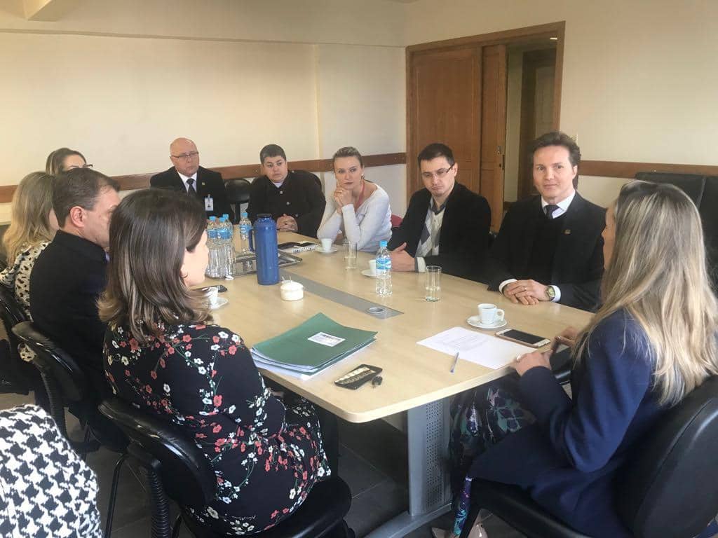 O encontro aconteceu na sede do MP de Caxias do Sul