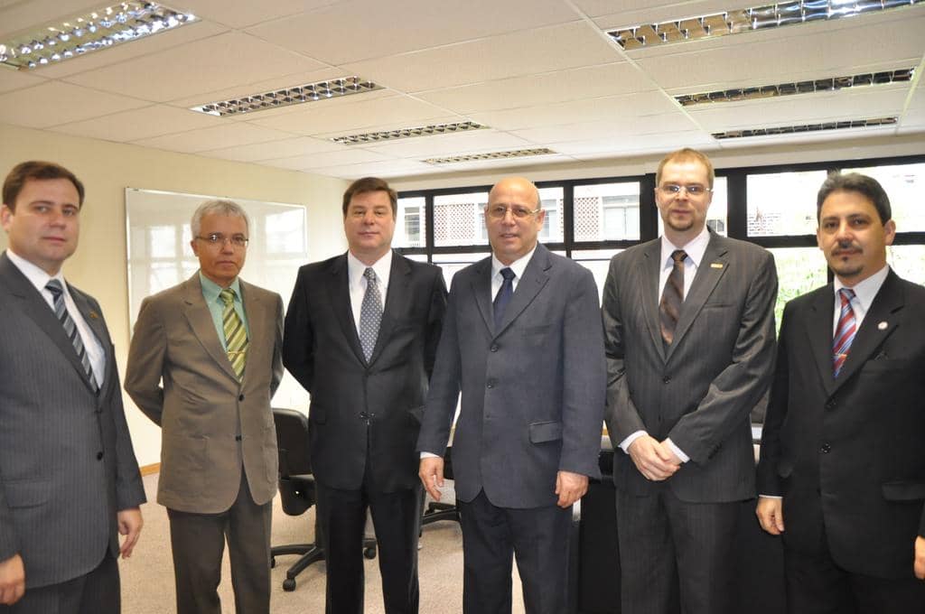 Ivory recepcionou as autoridades no CEAF