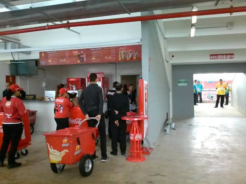 Um dos bares do Beira-Rio