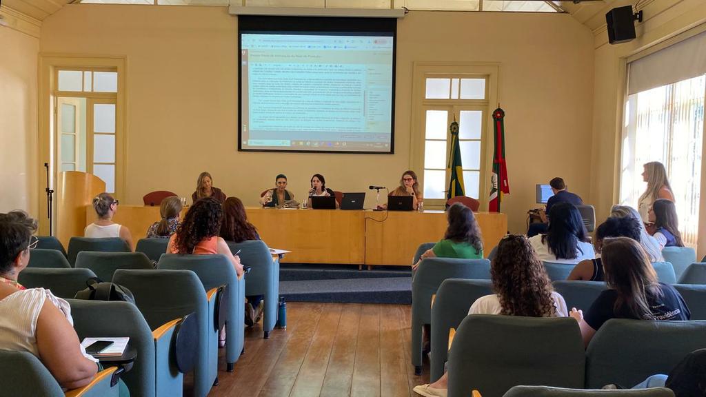 MPRS e rede de proteção debatem melhorias no atendimento de crianças e adolescentes na Microrregião 8 do Conselho Tutelar da Capital