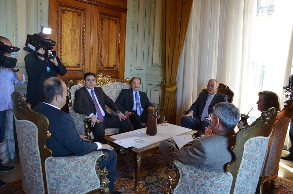 Reunião ocorreu no gabinete do Governador