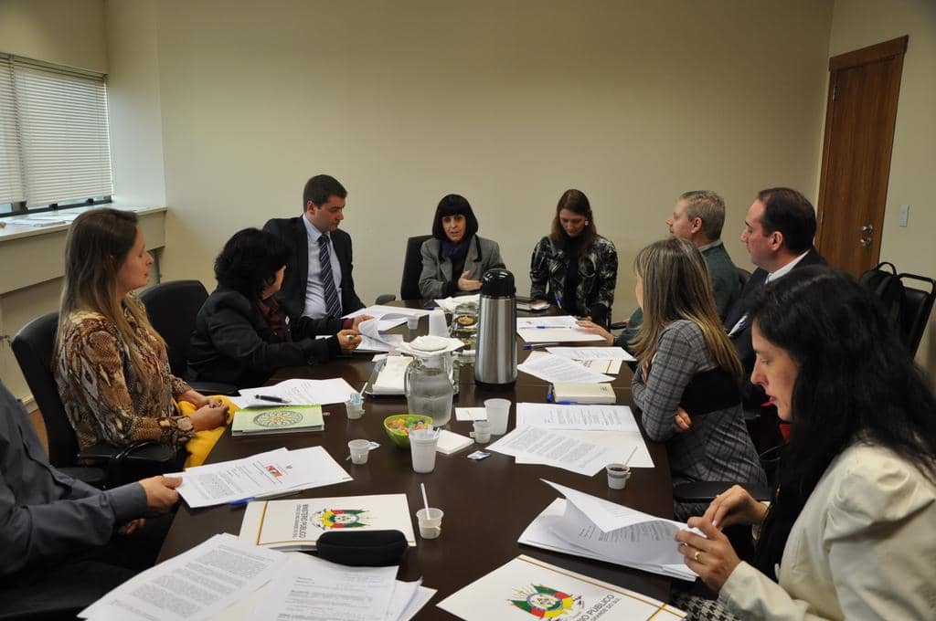 Reunião realizada no final do mês de julho no MP...