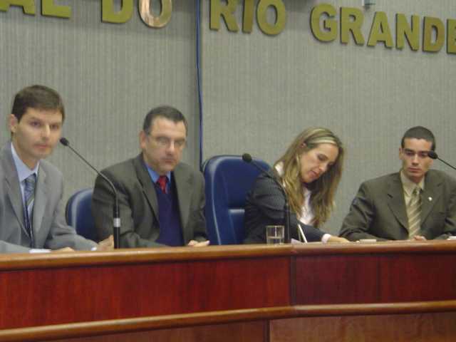 Promotor Francisco Pires coordenou os debates