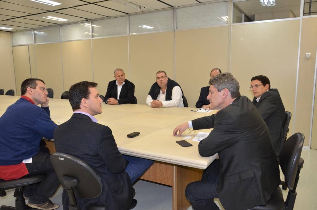 Encontro ocorreu na sede da Secretaria de Esporte e Lazer