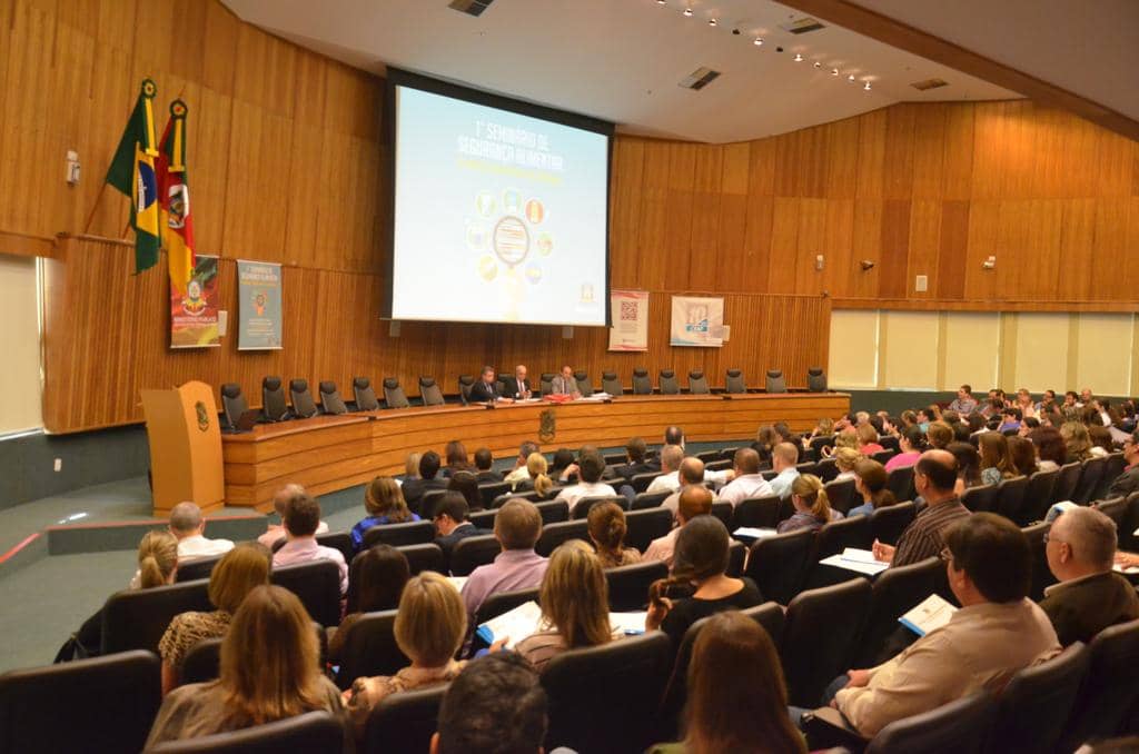 Auditório Mondercil Paulo de Moraes ficou novamente lotado durante o evento