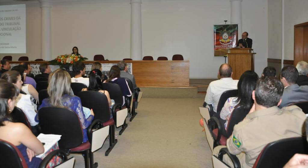 Semana do MP de Passo Fundo foi realizada na Faculdade de direito da UPF ...