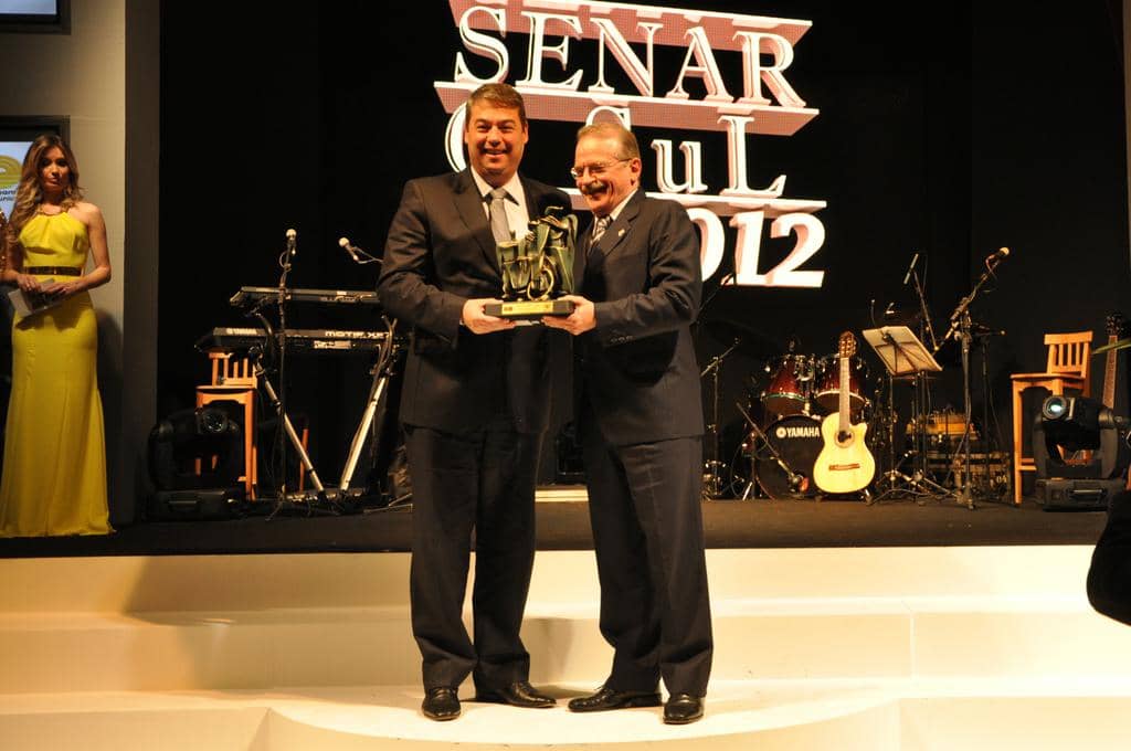 Governador do Estado entregou o troféu ao Procurador-Geral de Justiça