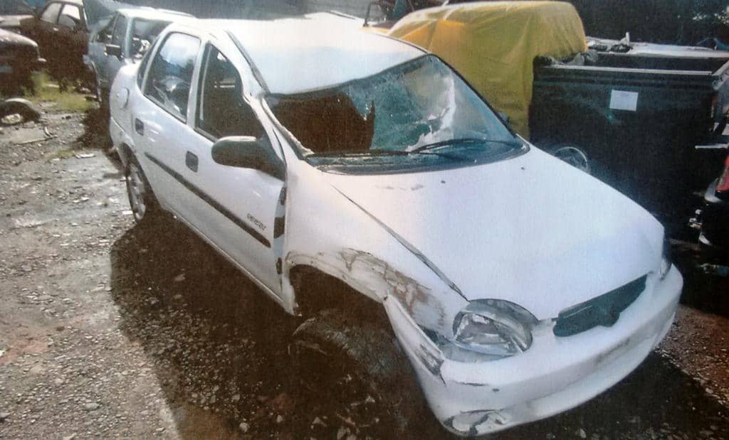 Avarias no carro conduzido pelo réu
