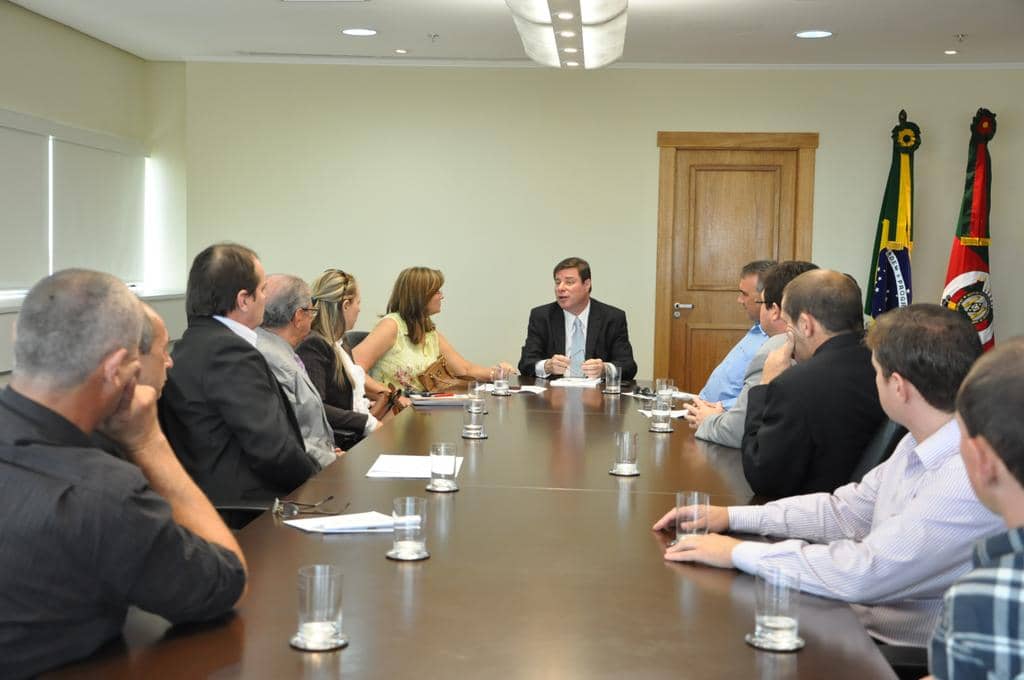 Comitiva esteve na sede do MP