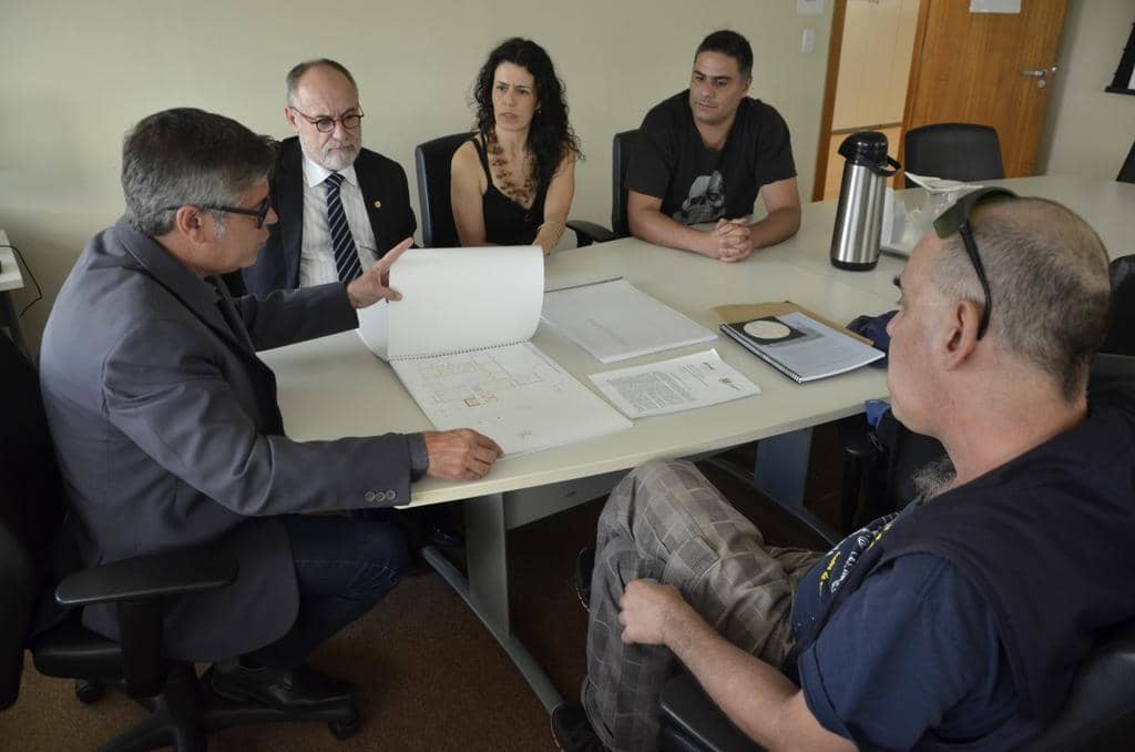 Cesar Faccioli recebeu representantes das Associações Culturais