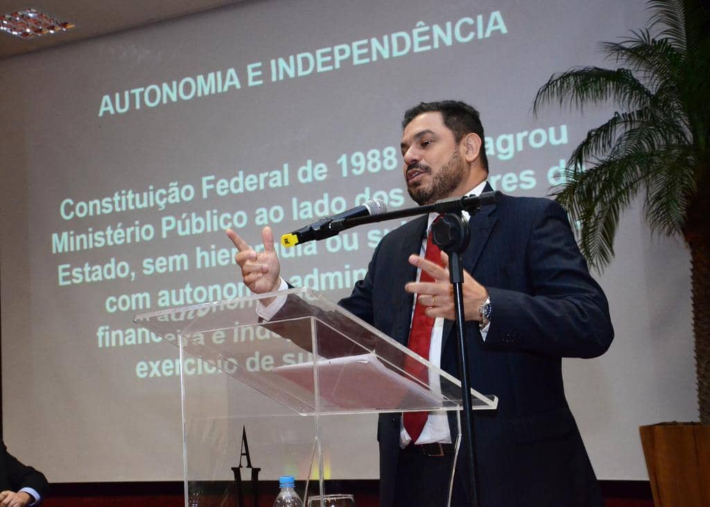 O procurador-geral de Justiça durante...