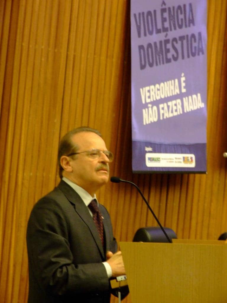 O ministro Tarso Genro