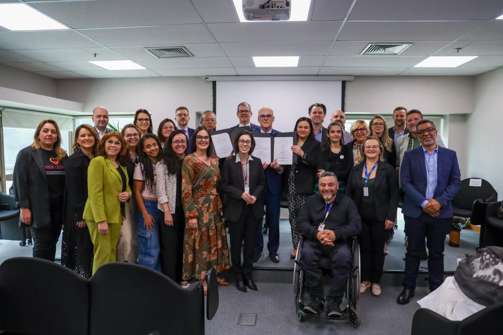 MPRS firma acordo que cria comitê para proteção de crianças e adolescentes em situação de orfandade