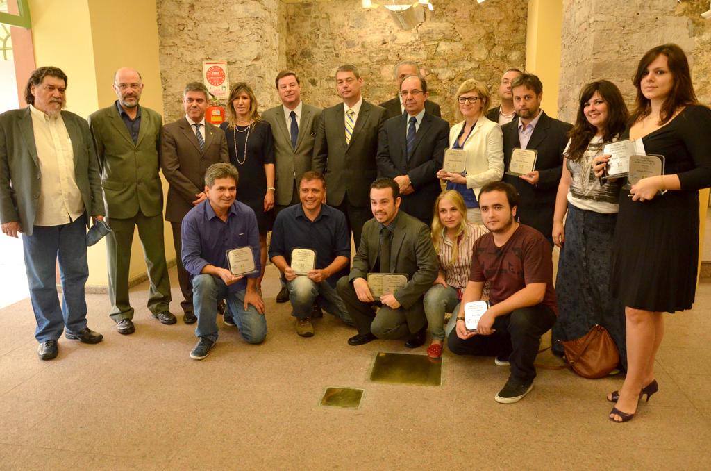 Os vencedores com integrantes do MP e dirigentes de entidades dos jornalistas