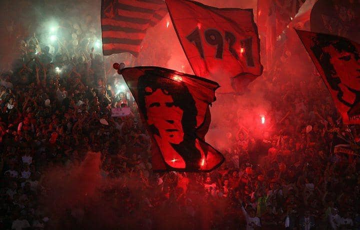 Torcida no Maracanã