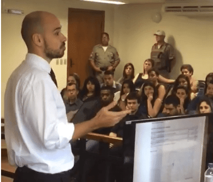 Promotor Tubino, durante o julgamento