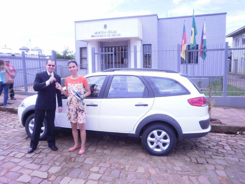 Theodoro Silveira e Vanessa Santos