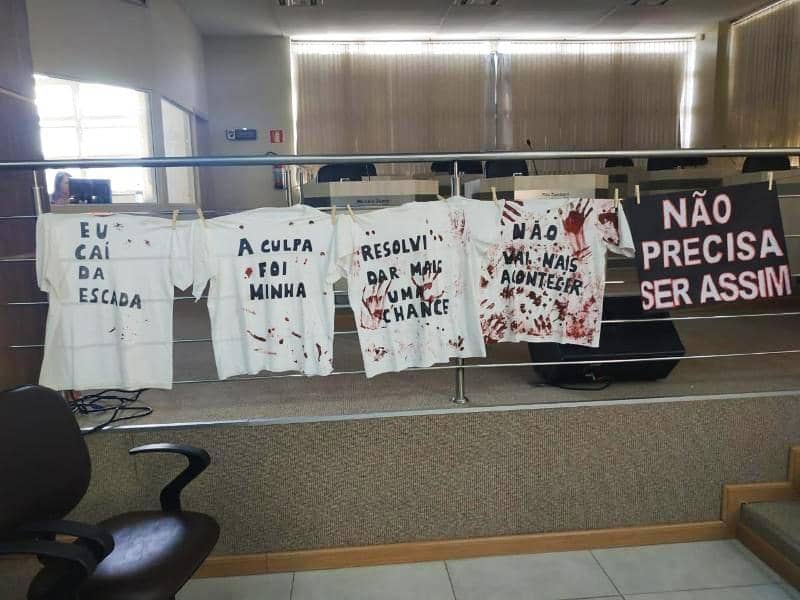 Camisetas foram confeccionadas por servidores da Promotoria