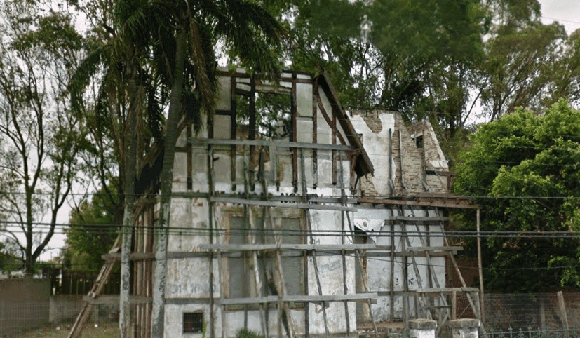 O antigo Cassino dos Mestres está localizado...